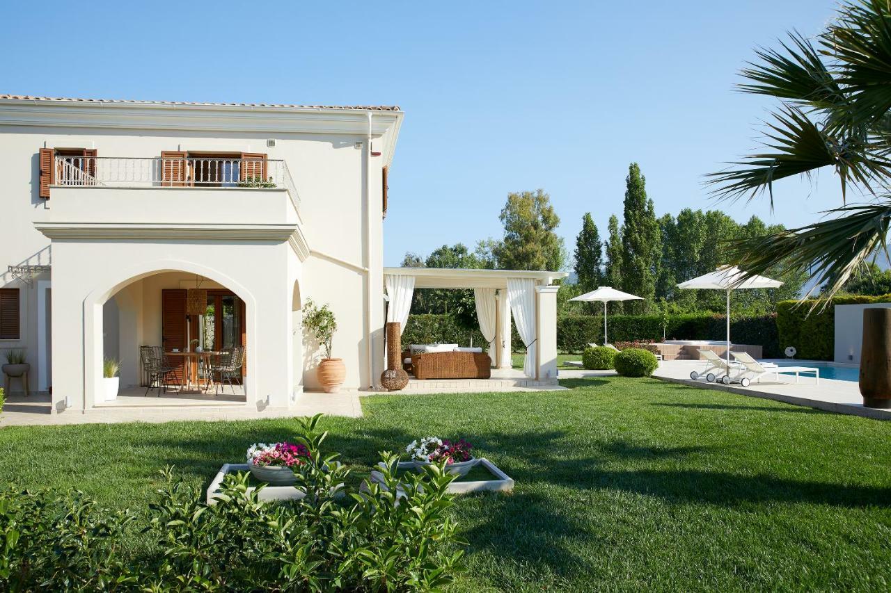דאסיה S & O Villas Corfu מראה חיצוני תמונה