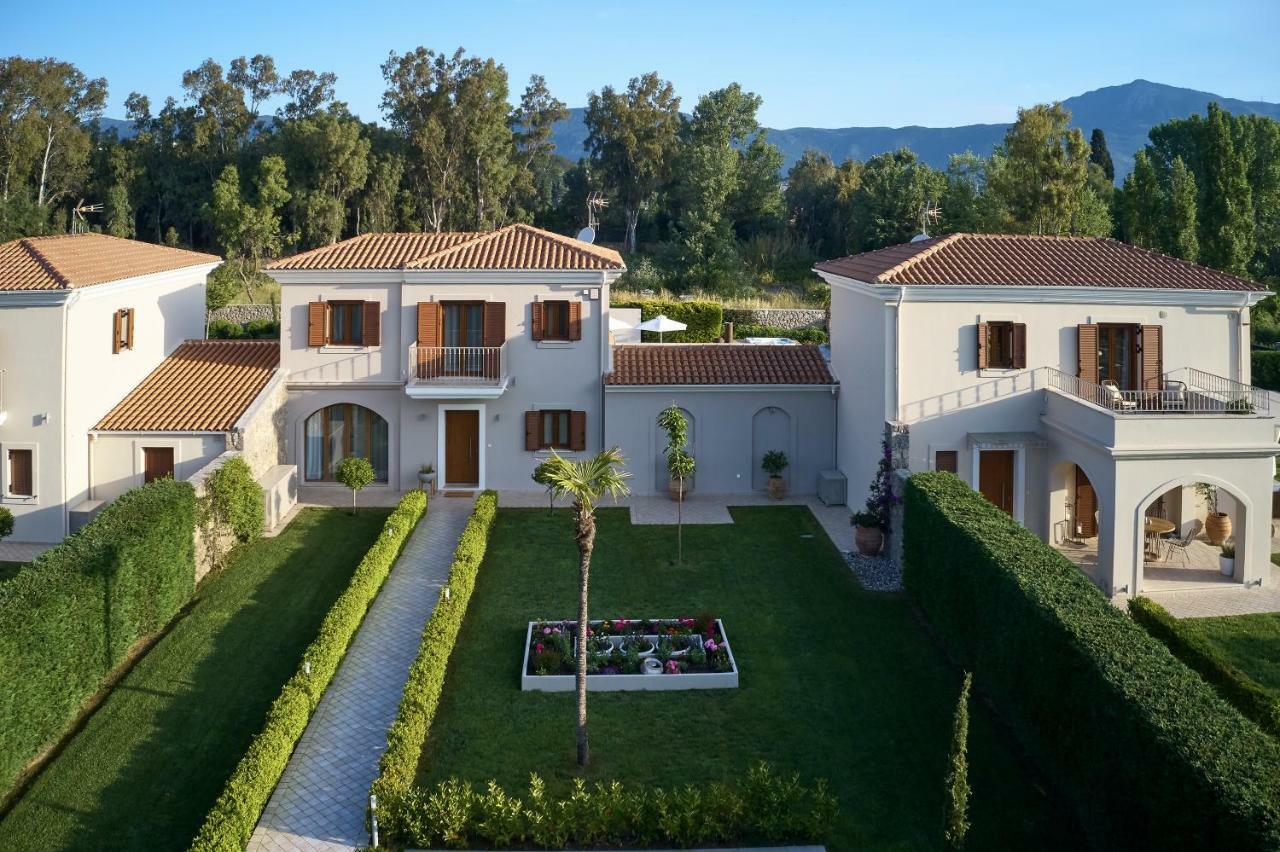 דאסיה S & O Villas Corfu מראה חיצוני תמונה