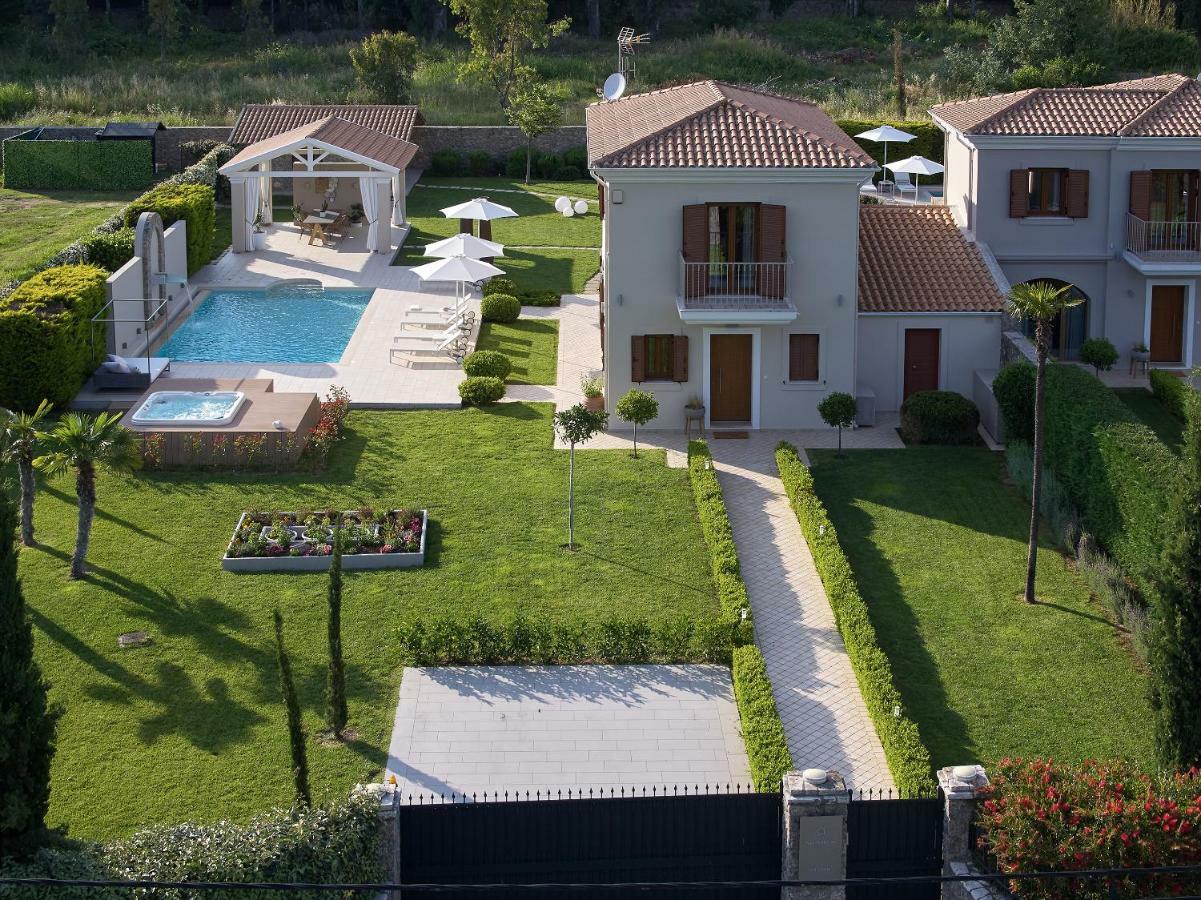 דאסיה S & O Villas Corfu מראה חיצוני תמונה